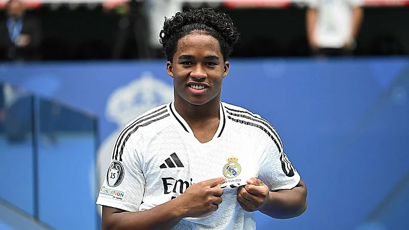 نجم ريال مدريد يثير القلق بعد إصابته بمرض "فرط الحركة"