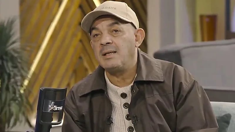 عفوية علاء مرسي تُضحك حسن عسيري.. فيديو