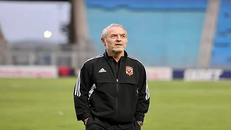 الأهلي المصري يعلن رحيل مدربه