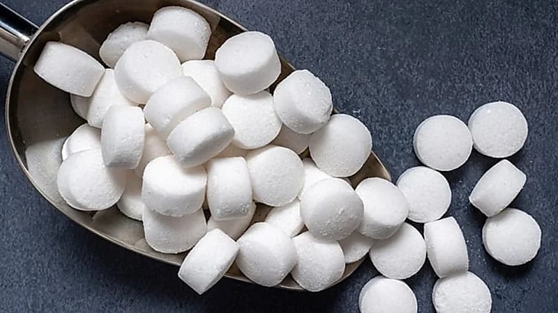 دراسة: أقراص الملح تحسّن أداء الرياضات في الأجواء الحارة