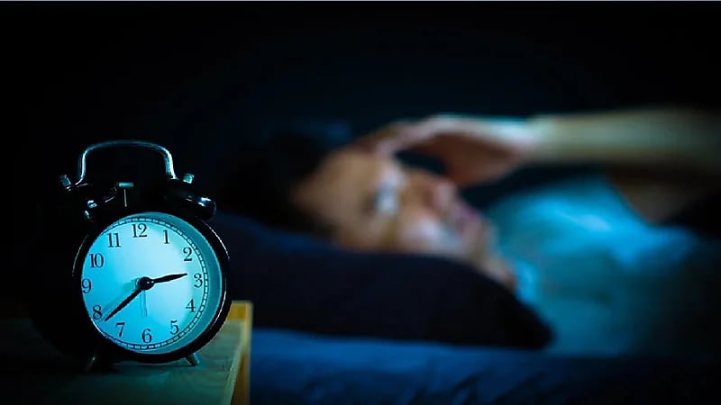 الخضيري: القيلولة تعيد برمجة المخ والاعصاب ..فيديو