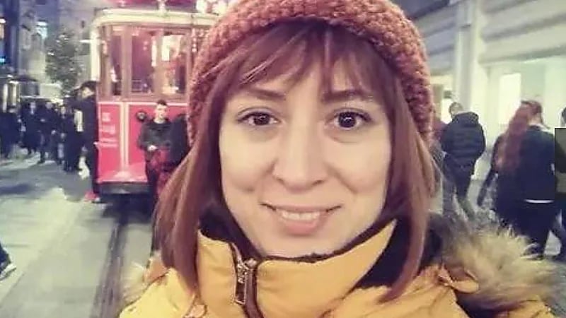 فتاة تقتل صديقتها وتسلم نفسها للشرطة