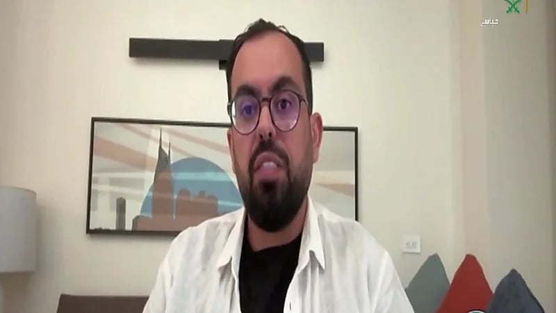 حمد الصويلحي يوضح موقف الهلال من ميسي وأوسيمين