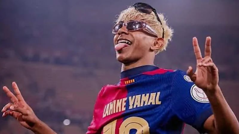 لامين يامال يحصد جائزة مرموقة بعد موسمه الرائع