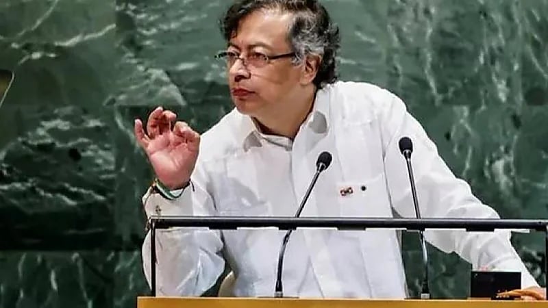 سبب إلغاء واشنطن لتأشيرة الرئيس الكولومبي