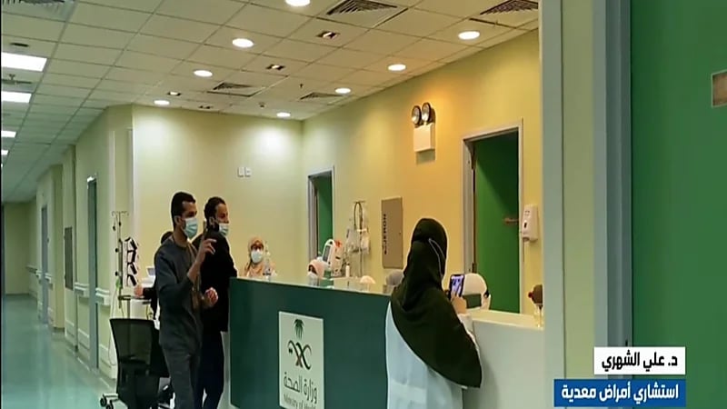 استشاري : يجب الابتعاد عن الأماكن المزدحمة وإكمال جرعات لقاح كورونا (فيديو)