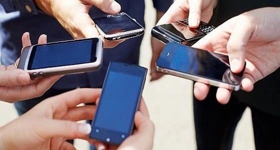 الباحثة غادة الفهد توضح أثر استخدام الإنترنت على العلاقات الأسرية