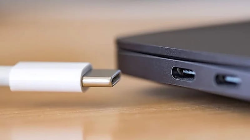 بدء تطبيق المرحلة الإلزامية لتوحيد منافذ الشحن للأجهزة الإلكترونية