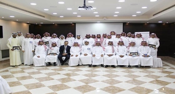 " العامة للري " تدشن دورة " إعداد التقارير والخطابات "