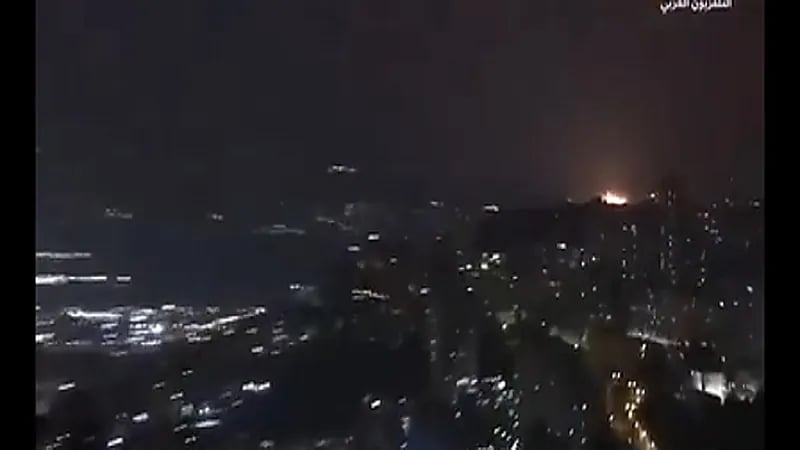 إيران تطلق صواريخ على تل أبيب وحيفا تستخدم للمرة الأولى .. فيديو