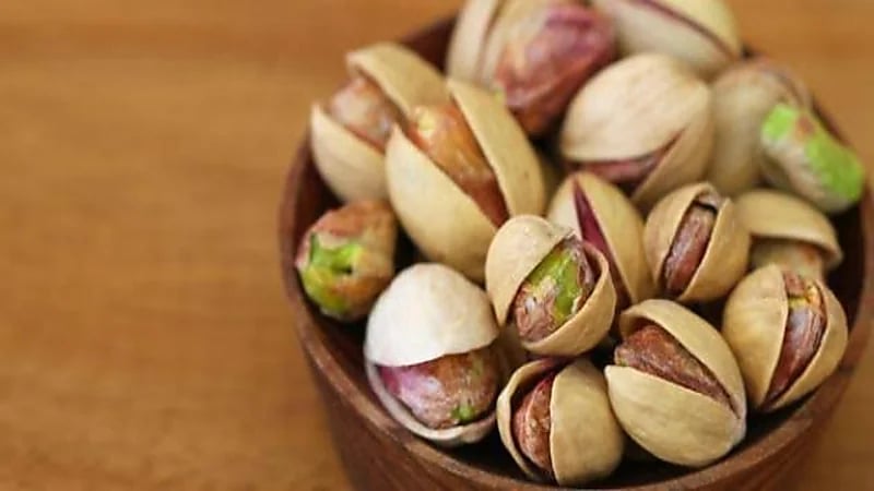 أضرار تناول الفستق بكميات كبيرة