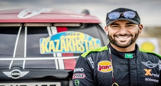 بالصور.. " ميني " توقع عقدًا مع " الراجحي "