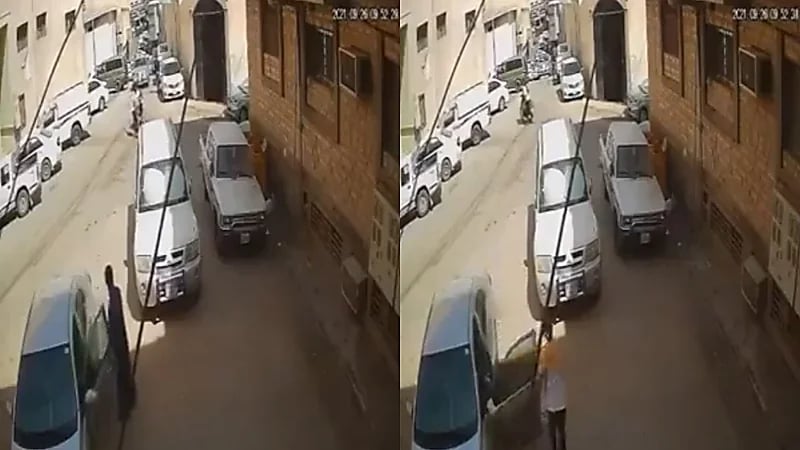 بالفيديو.. سطو بالسلاح الأبيض على أحد الأشخاص