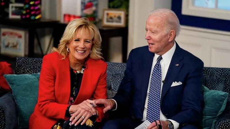 زوجة "بايدن" تعلق على تراجع شعبية زوجها