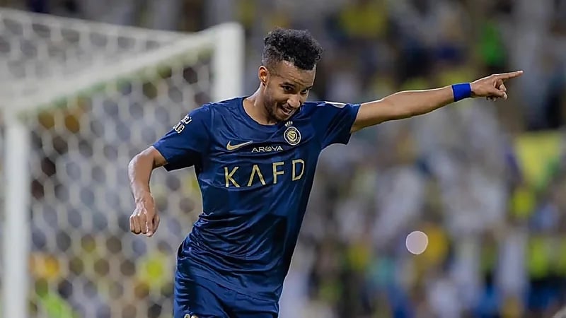 غريب يستعد للمشاركة في تدريبات النصر