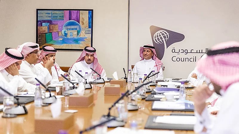 " لجنة المقاولين " تطالب بعدم إيقاف الخدمات عند تأخير صرف المستحقات