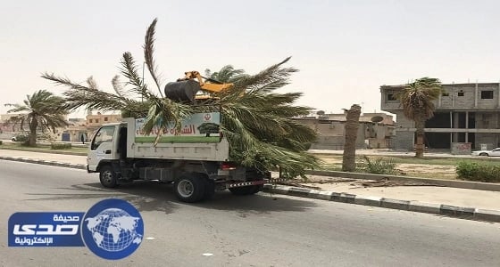 «بلدية بقيق» بالدمام تحصر الأضرار الناتجة عن موجة الغبار