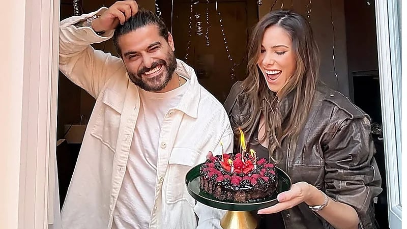 حمل دانييلا رحمة يشعل الأضواء في يوم ميلاد ناصيف زيتون .. صور