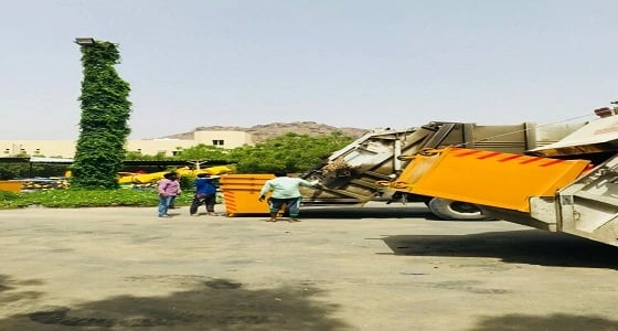 بالصور.. بلدية أضم تعالج التشوه البصري بالمحافظة والمراكز التابعة لها