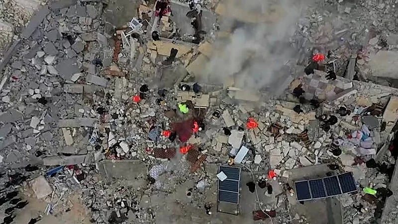 بالفيديو.. هزة أرضية قوية تضرب أنطاكيا التركية