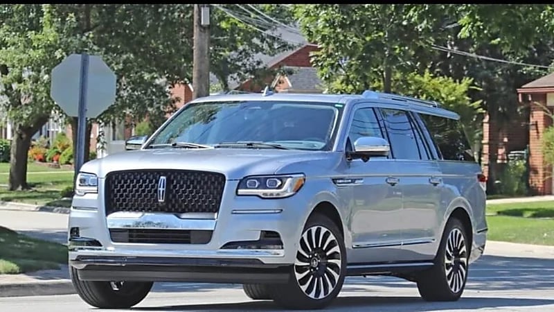 بالصور.. الظهور الأول لسيارة لينكون نافيجيتور 2022