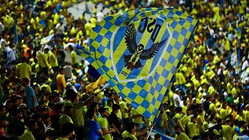 اشتباك بين الجماهير والشرطة وأعمال تخريب في نهائي كأس العراق