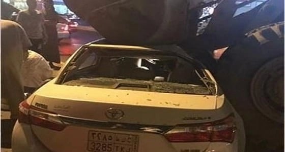 بالفيديو.. قائد " شيول " يصدم مركبتين ويلوذ بالفرار في جدة