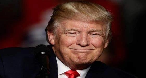 ترامب يكره المصافحة بالأيادي خوفا من الأمراض