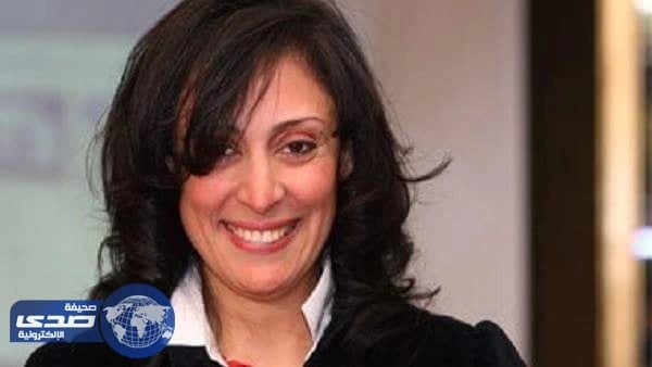 بالفيديو ..خطيب مسجد يتعدى على اعلامية مصرية بالضرب