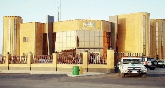 أمانة القصيم تصادر 350 جالون مخلل مجهولة المصدر