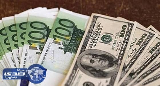 انخفاض اليورو أمام الدولار تزامنًا مع مخاطر الانتخابات الفرنسية