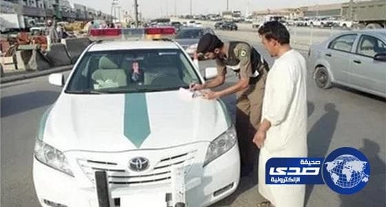"المرور": 500 ريال غرامة وحجز المركبة لمن يعدل موقع لوحة السيارة