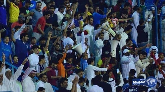 رئيس " الفيفا " يشيد بأداء طاقم التحكيم السعودي