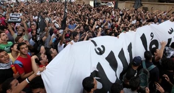 وفاة رسام الكاريكاتير الدنماركي المسيء للنبي محمد ﷺ