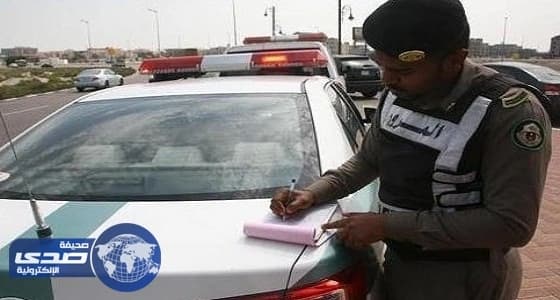 بالفيديو.. " قمر " تحتفل بالكريسماس برقصة مثيرة