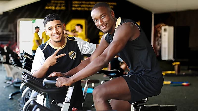 الاتحاد يستعيد البيشي ويواصل إعداداته بمعسكر دبي