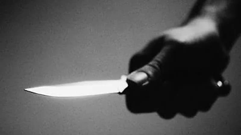 خلال جلسة صلح.. شاب ينهي حياة والد زوجته بطعنة قاتلة