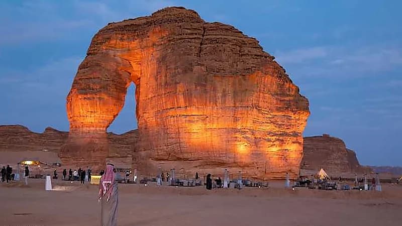 مسؤول بالسياحة يوضح عقوبة المنصات المعلنة عن وحدات ضيافة دون ترخيص.. فيديو