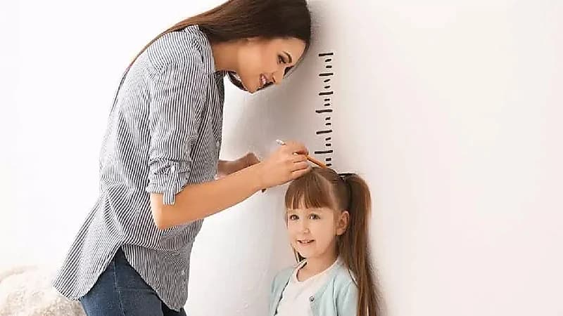 استشاري: الفتيات الأكثر عرضة لقصر القامة