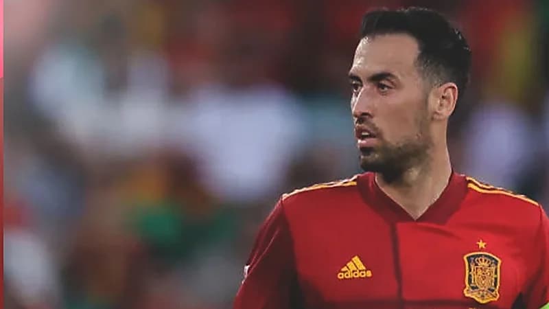 بوسكيتس يعلن اعتزاله دوليًا بعمر الـ 34 سنة