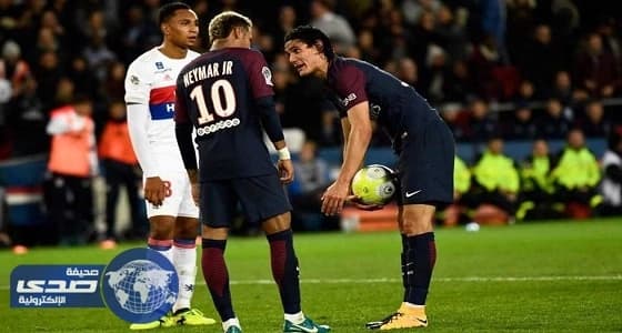 كافاني ينفي حدوث خلاف مع نيمار