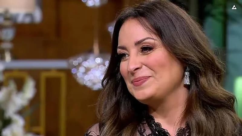 نرمين الفقي: مرض والدتي هو سبب غيابي