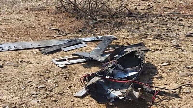 بالصور.. حطام الطائرات المسيرة الحوثية التي اعترضتها قوات التحالف