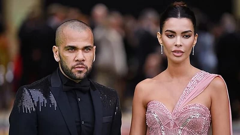 من داخل محبسه..داني ألفيش يودع زوجته برسالة "ندم"