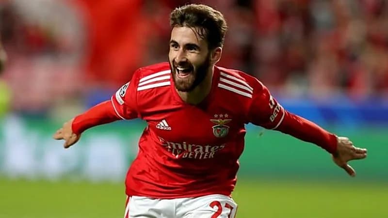 رافا سيلفا يعتزل اللعب دوليًا قبل مونديال قطر