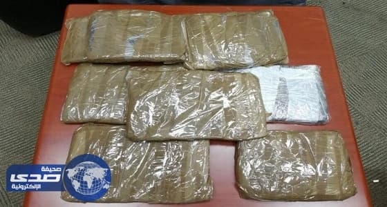إحباط محاولة تهريب أكثر من 9 كجم أفيون بتبوك