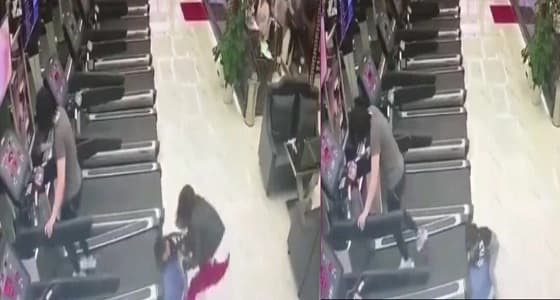 إنقاذ طفل من الموت المحقق بسبب " مشاية جيم "