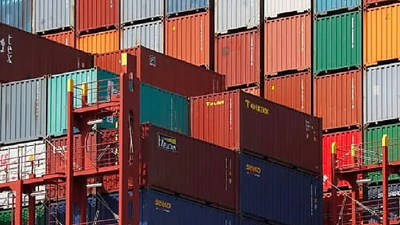 " الجمارك " تعلن إقامة مزاد علني لبيع " بضائع منوعة " في جمرك الرياض