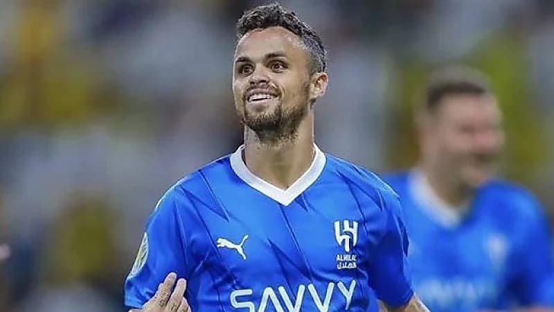 مصير ميشيل من الاستمرار مع الهلال