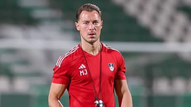 يايسله يواصل عمله ويقود الأهلي الموسم القادم